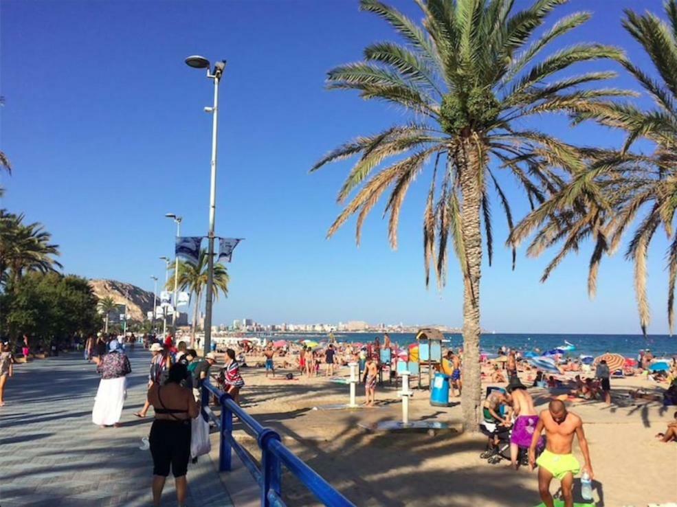Lovely, New, Bright 3 Mins To Beach Apt 105 Sq Meters Αλικάντε Εξωτερικό φωτογραφία