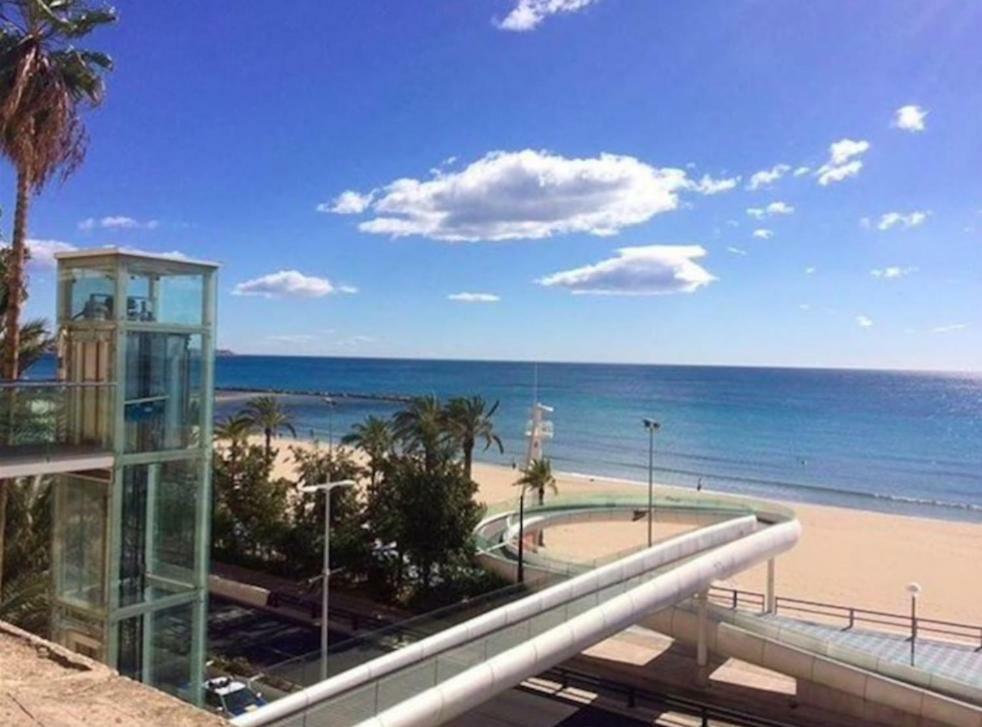 Lovely, New, Bright 3 Mins To Beach Apt 105 Sq Meters Αλικάντε Εξωτερικό φωτογραφία